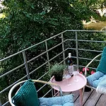 Veva - 2kk Blizko Centra, Balkon, Parkovani, Wi-fi Apartman