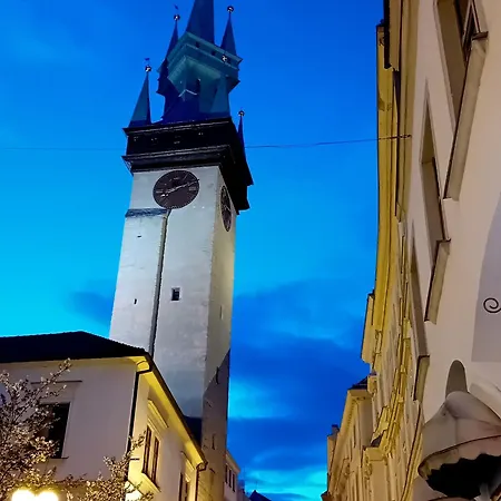 Lägenhet Veva - 2kk Blizko Centra S Balkonem