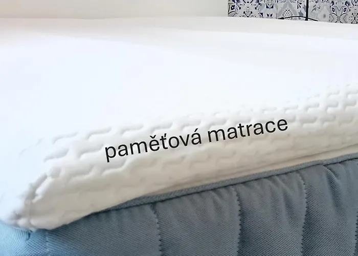 Lägenhet Apartman Veva - 2Kk Blizko Centra, Balkon, Parkovani, Wi-Fi *